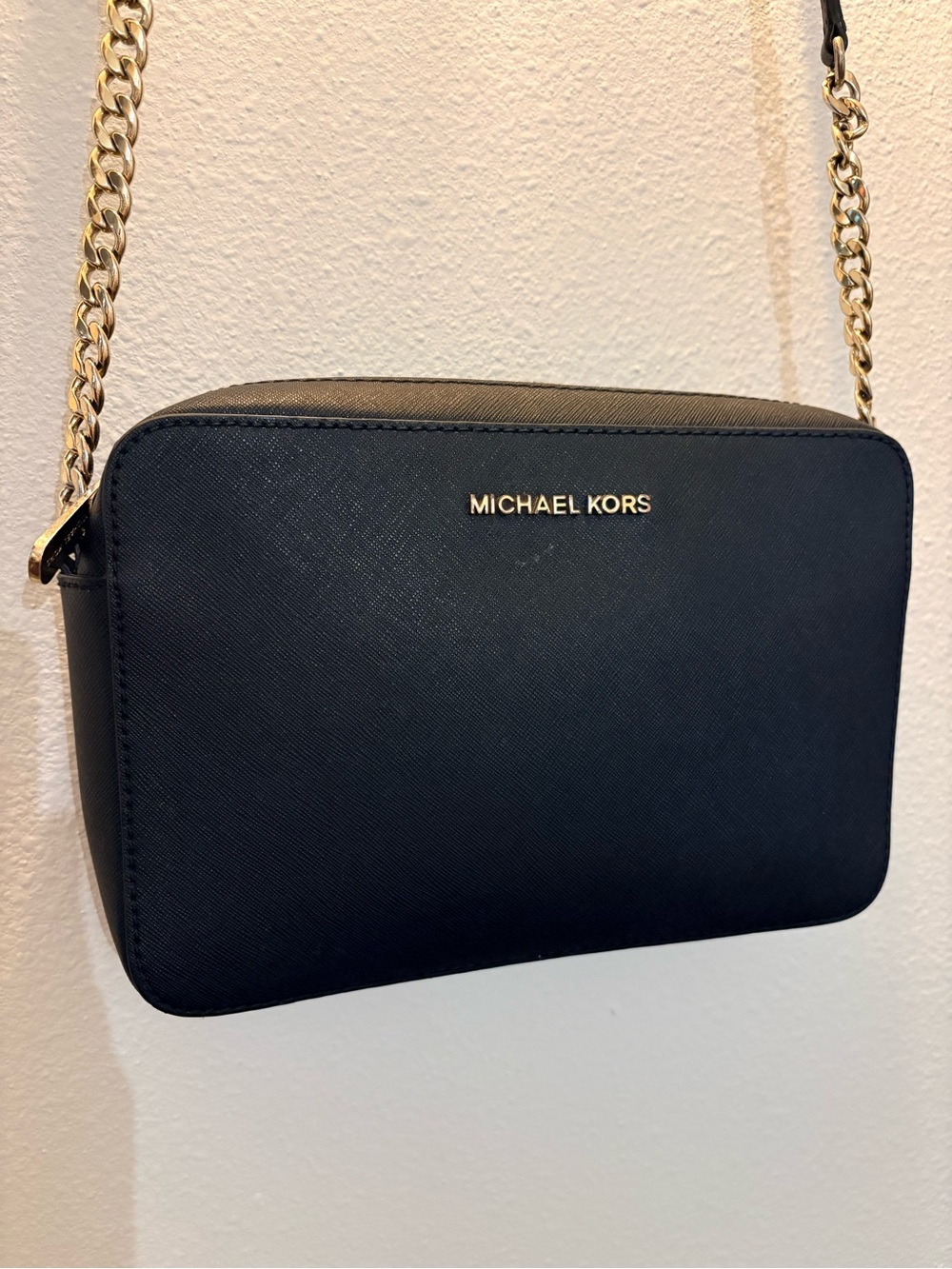 Michael Kors Black Saffiano Leather Crossbody Bag | Gold Chain Strap